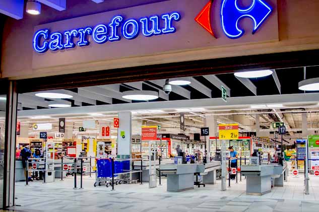 carrefour plata cu petul