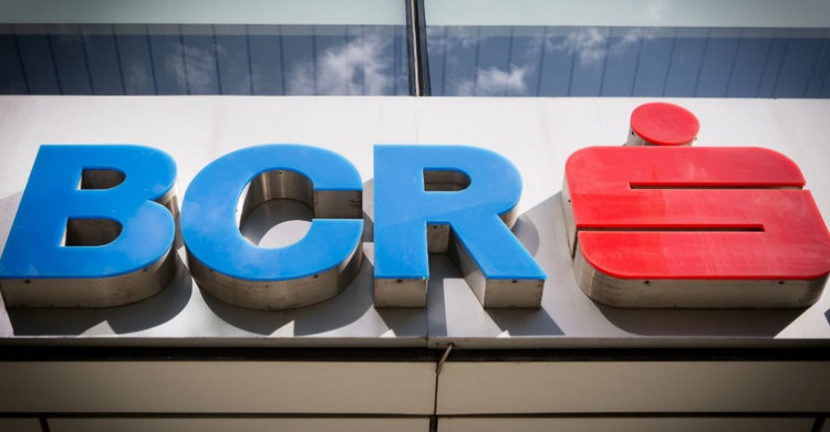 bcr oprire bancomate carduri
