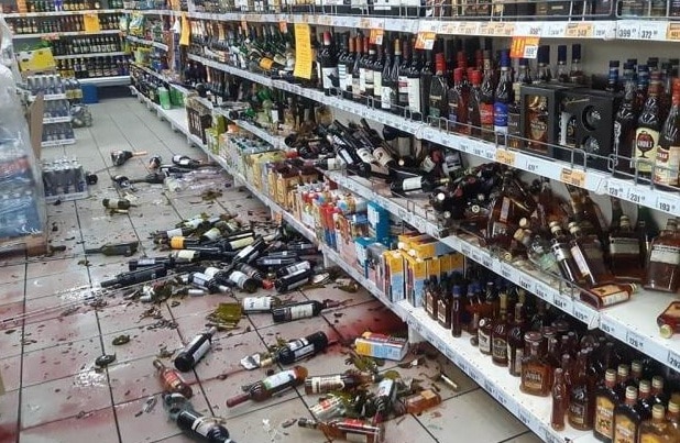supermarket distrus rusia