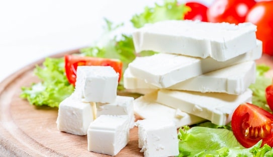 branza feta consumatori